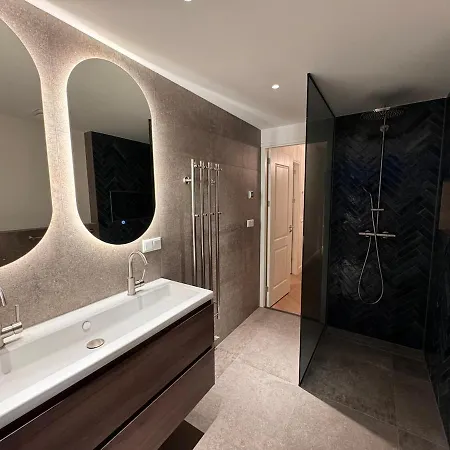 Appartamento Prachtige Monumentale Bovenwoning, Hartje Haarlem