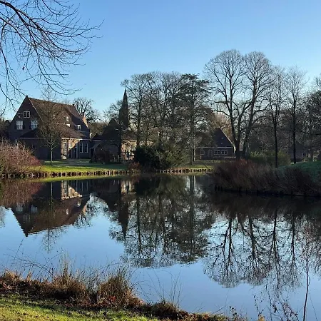 Appartamento Prachtige Monumentale Bovenwoning, Hartje