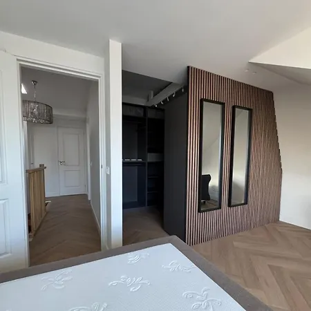 Prachtige Monumentale Bovenwoning, Hartje Daire *