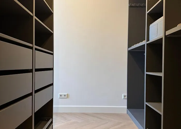 Prachtige Monumentale Bovenwoning, Hartje * Haarlem