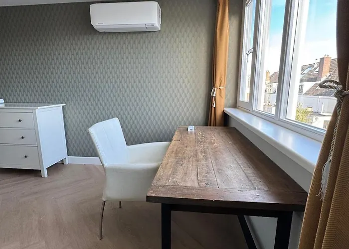 Prachtige Monumentale Bovenwoning, Hartje Haarlem