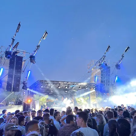 Apartamento Prachtige Monumentale Bovenwoning, Hartje