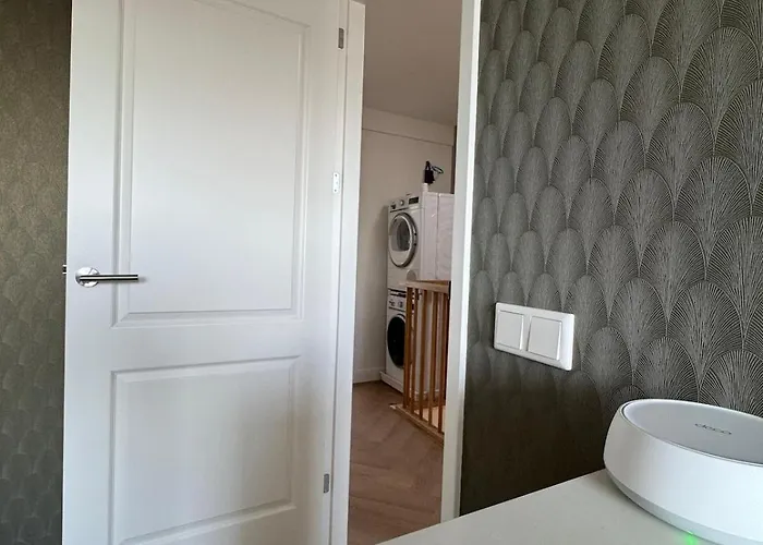 Apartamento Prachtige Monumentale Bovenwoning, Hartje *